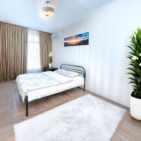 Цум Пассаж Яворницького 55 Apartment Dnipro Ngoại thất bức ảnh